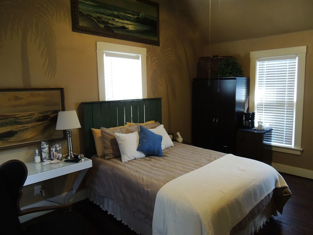 Lyons Twin Mansions Hotel Fort Scott Екстериор снимка