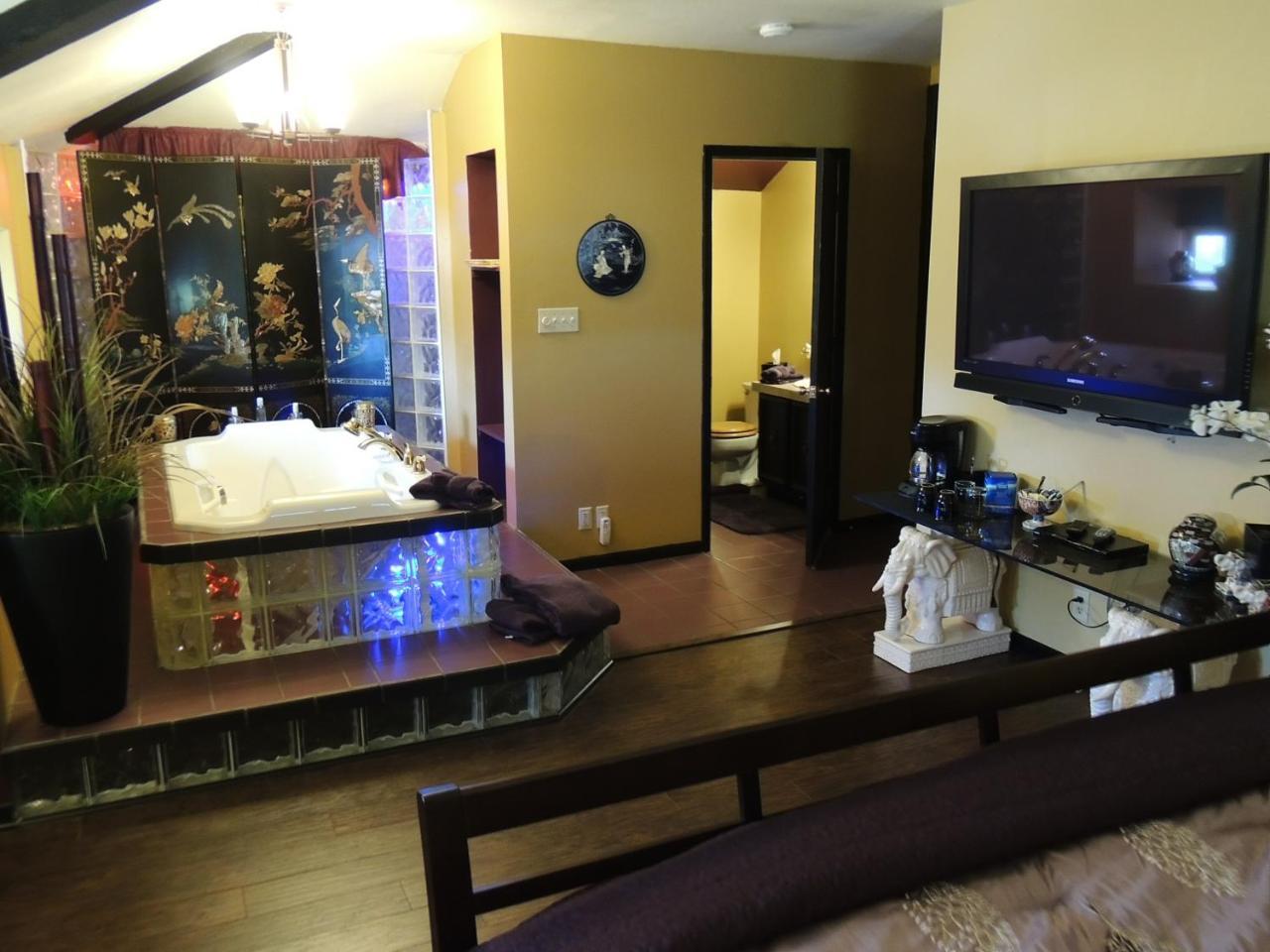 Lyons Twin Mansions Hotel Fort Scott Екстериор снимка