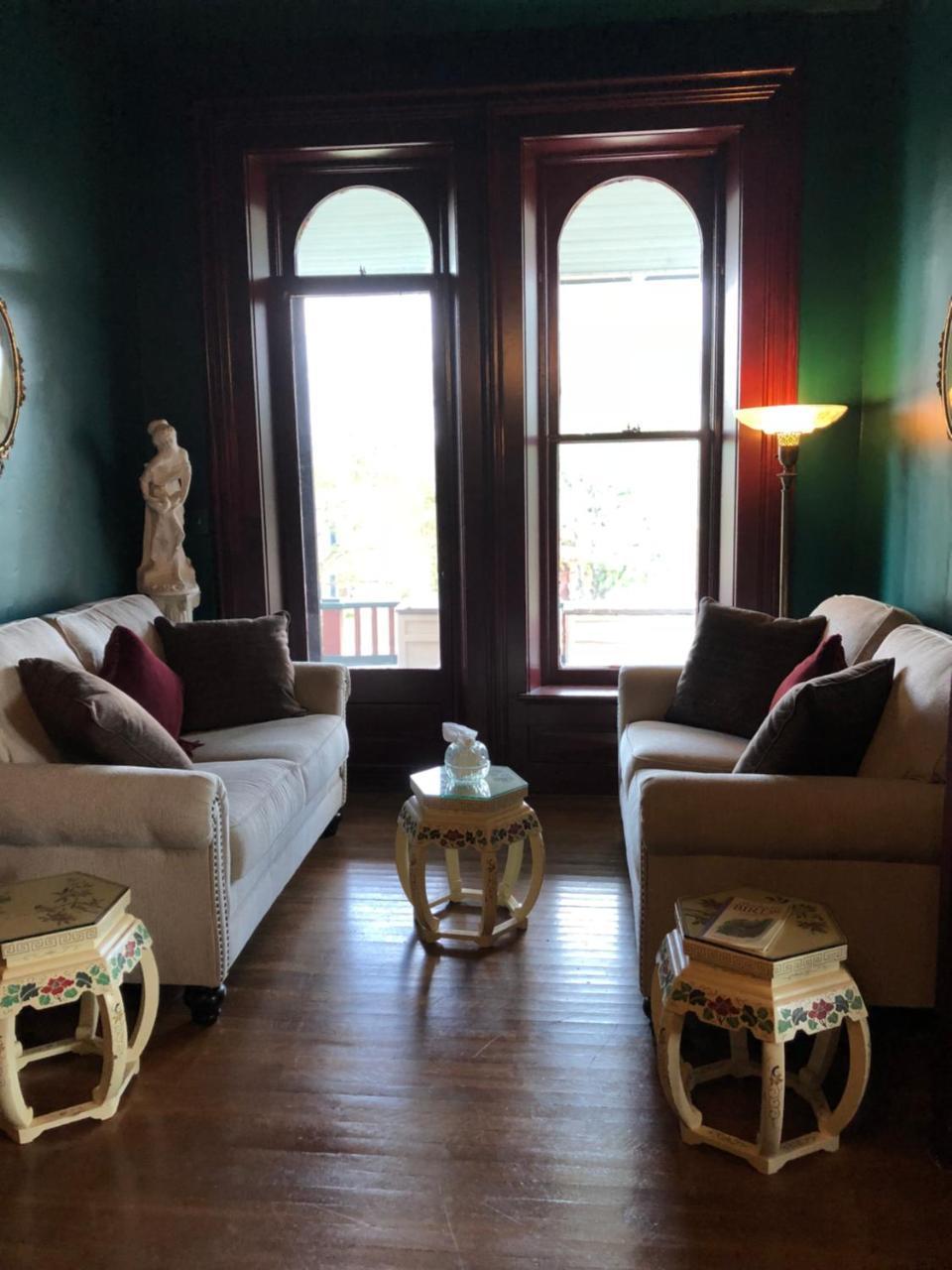 Lyons Twin Mansions Hotel Fort Scott Екстериор снимка