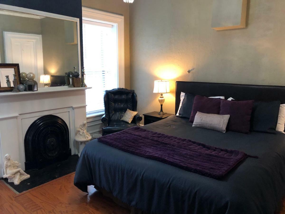Lyons Twin Mansions Hotel Fort Scott Екстериор снимка